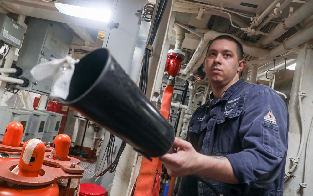 USS Milius (DDG 69) Conducts Damage Control Drills