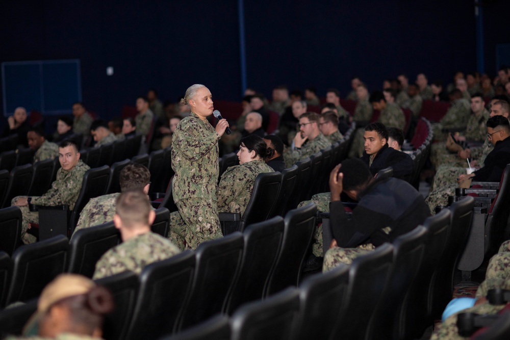 USS Abraham Lincoln hosts Safety Stand Down