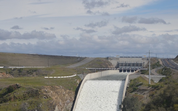 Folsom Dam Auxiliary Spillway Releases During Atmospheric River Event