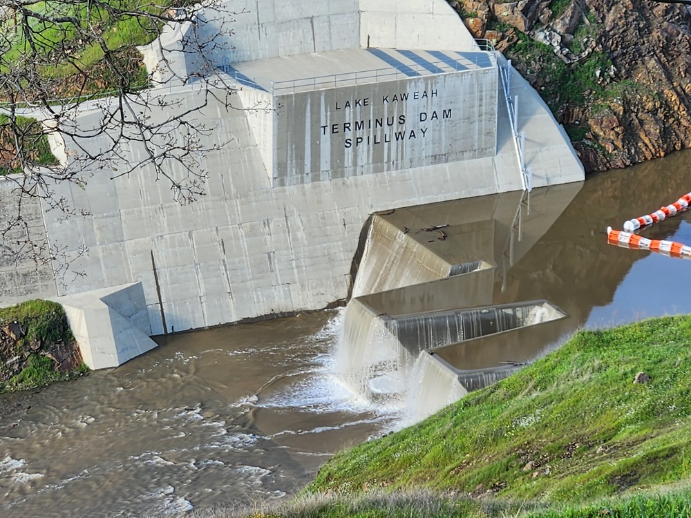 Water Flows Over Fuse Gates of Terminus Dam