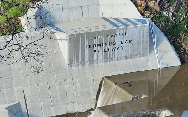 Water Flows Over Fuse Gates of Terminus Dam