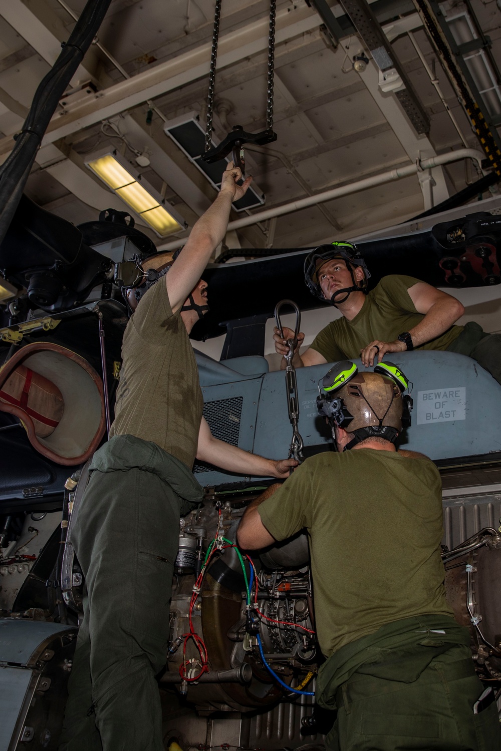 VMM 362 Pulling a UH-1Y Engine on USS Anchorage