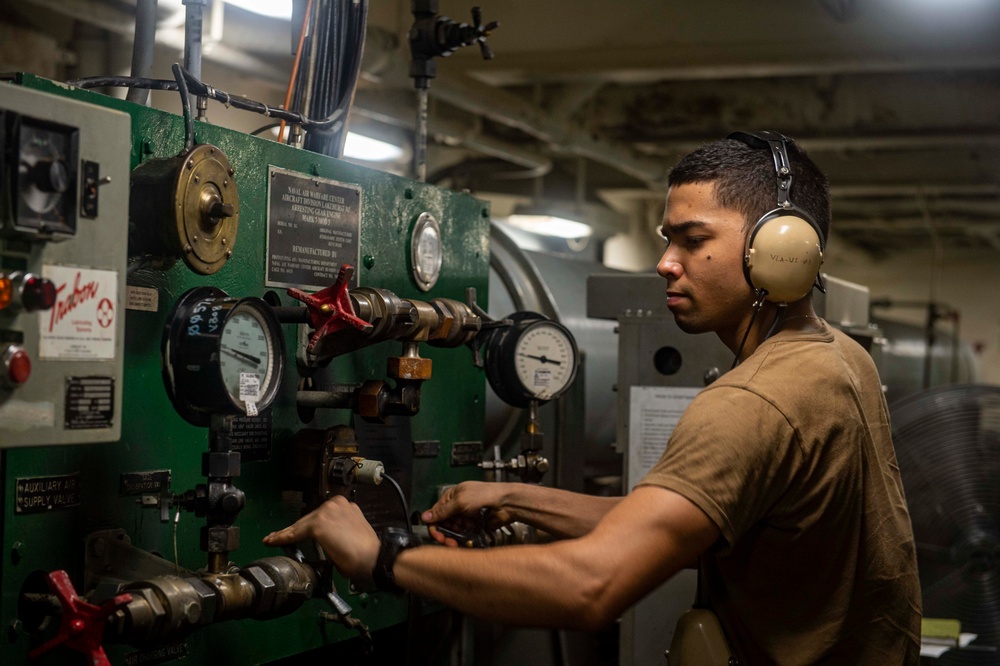 Eisenhower Supports Naval Operations in 5th Fleet Area of Operations