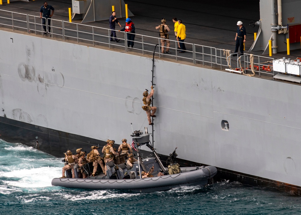 13th MEU Maritime Interdiction Operation Training