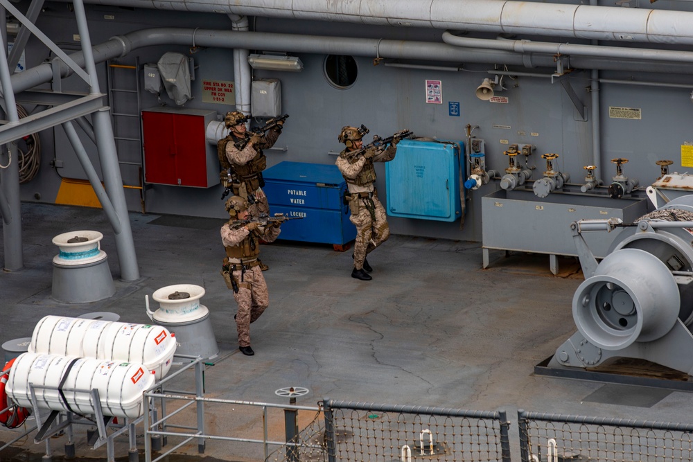 13th MEU Maritime Interdiction Operation Training