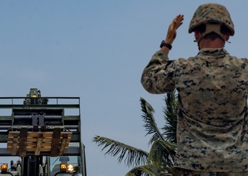 Balikatan 23 | USNS Dahl offloads equipment at Casiguran Bay