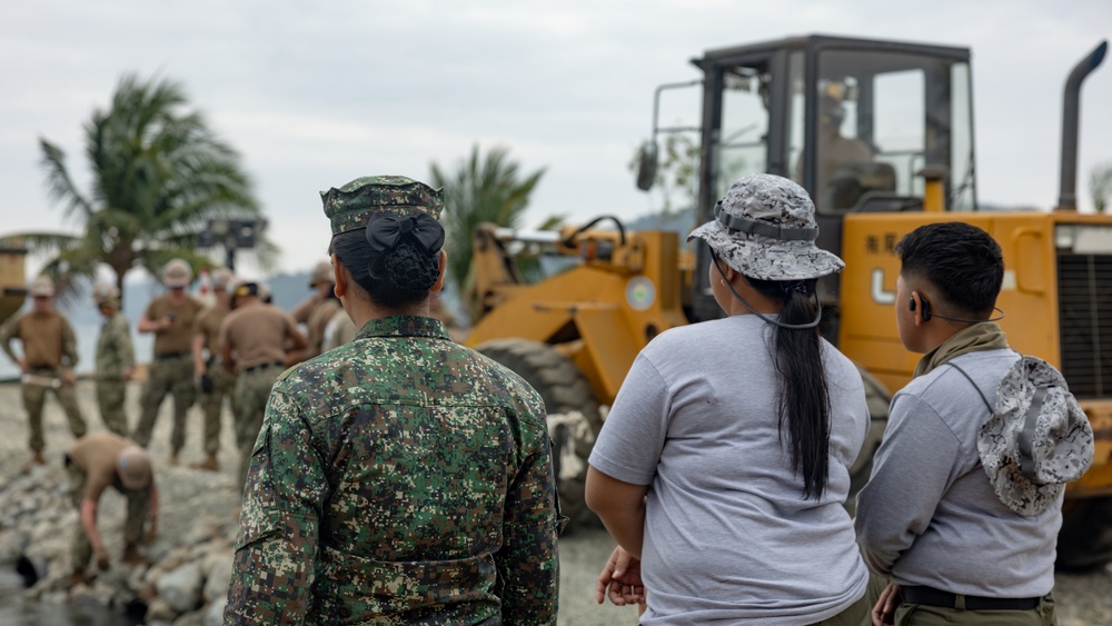 Balikatan 23 | U.S. and Philippine service members reconstruct bridge during CJLOTS