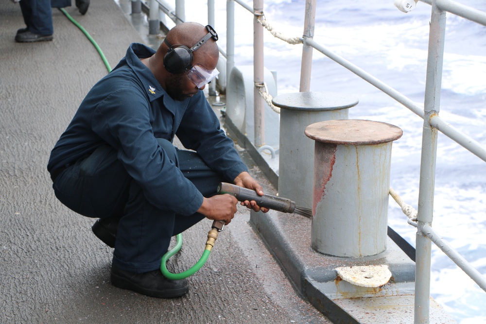 USS Princeton (CG 59) Sailors Conduct Repairs