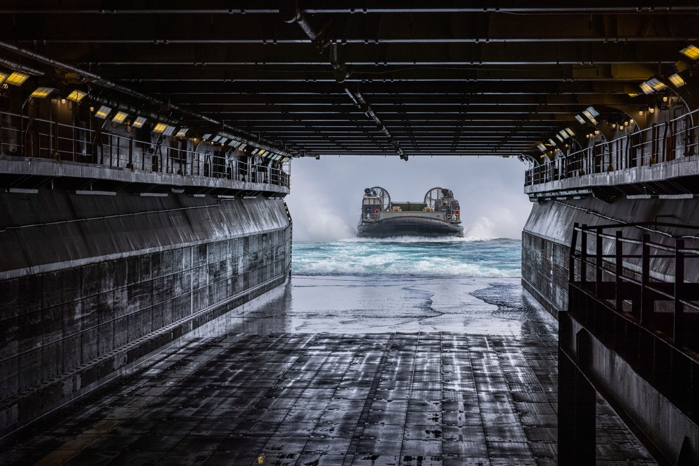 LCAC Inbound