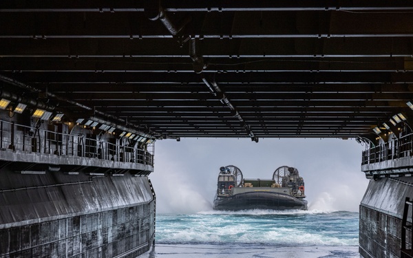 LCAC Inbound