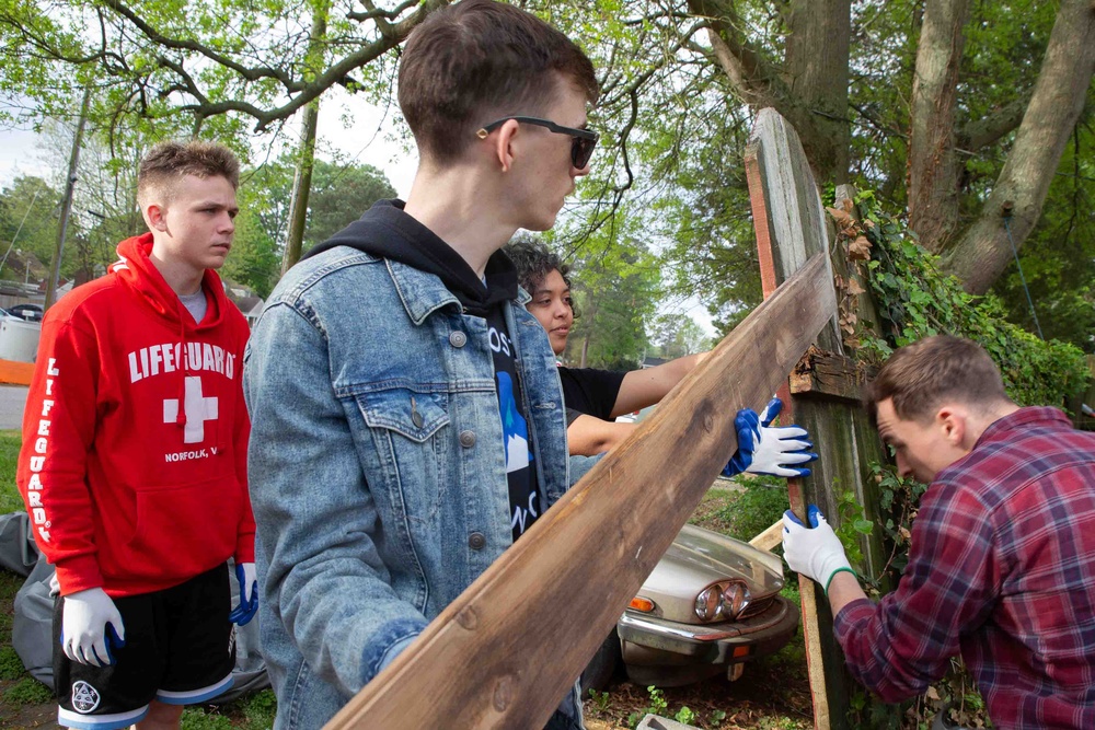 Marines Volunteer for Veteran Yard Cleanup
