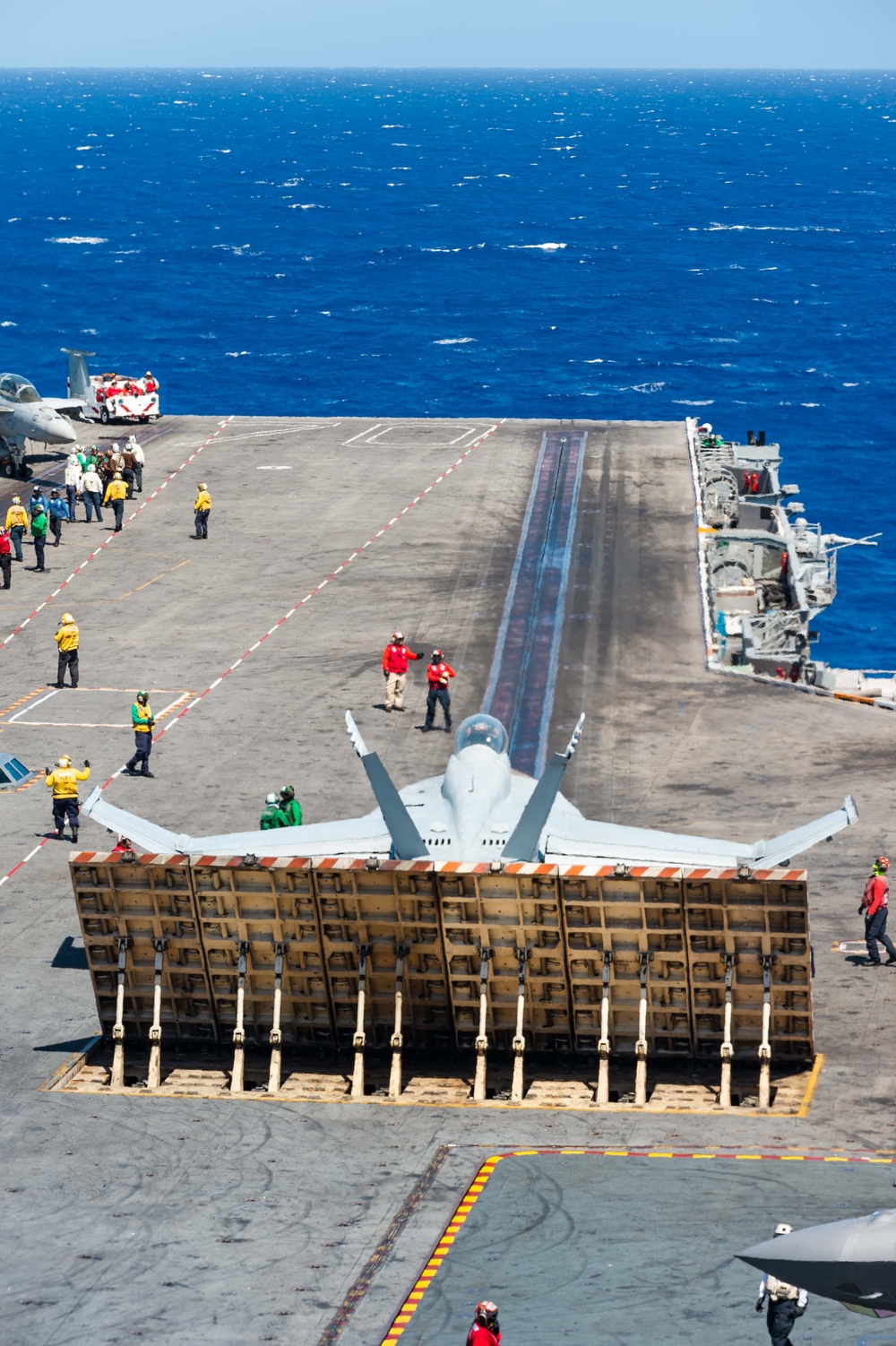 USS Carl Vinson (CVN70) Conducts Flight Operations