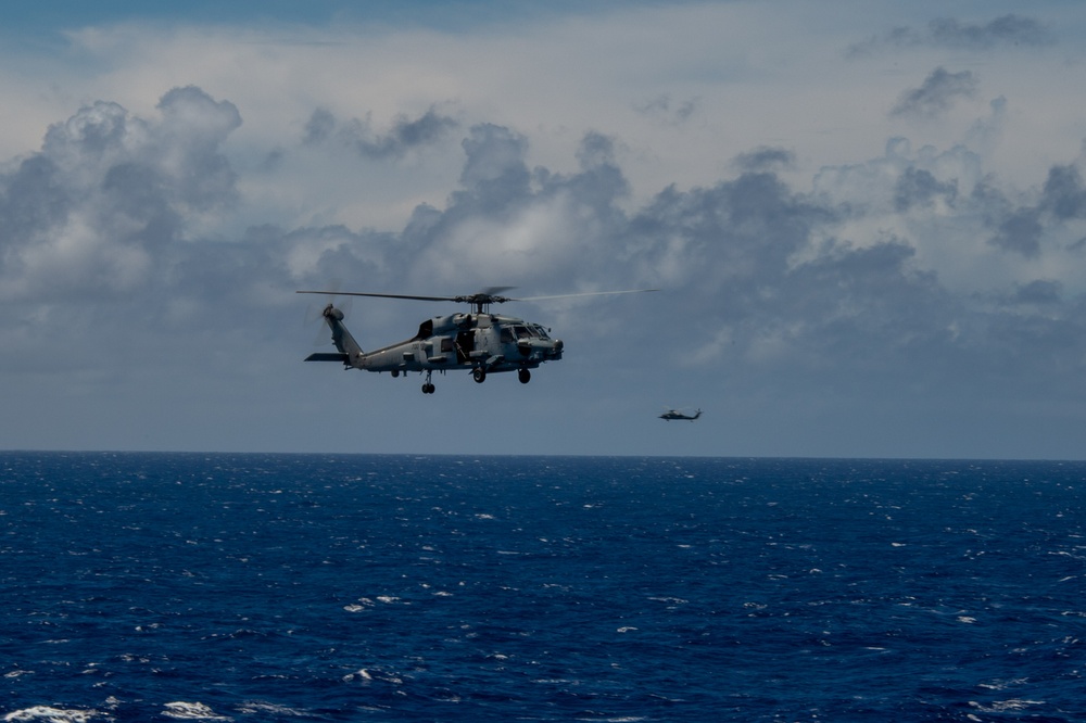 USS Carl Vinson (CVN70) Conducts Flight Operations