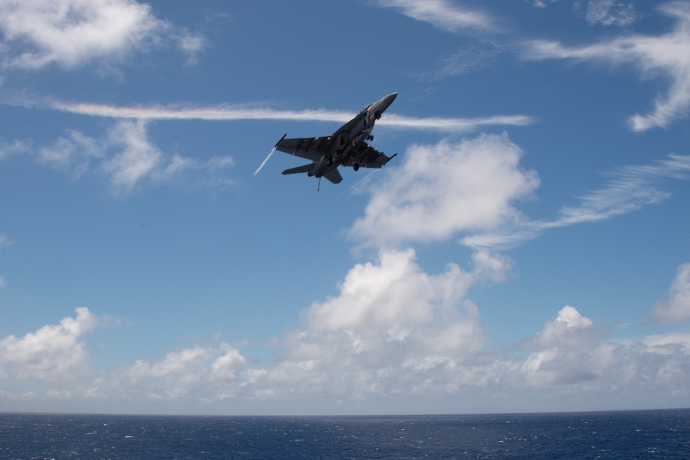 USS Carl Vinson (CVN70) Conducts Flight Operations