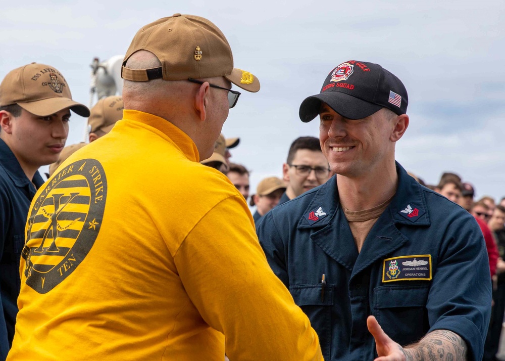 Rear Adm. Dennis Velez Visits USS Leyte Gulf (CG 55)