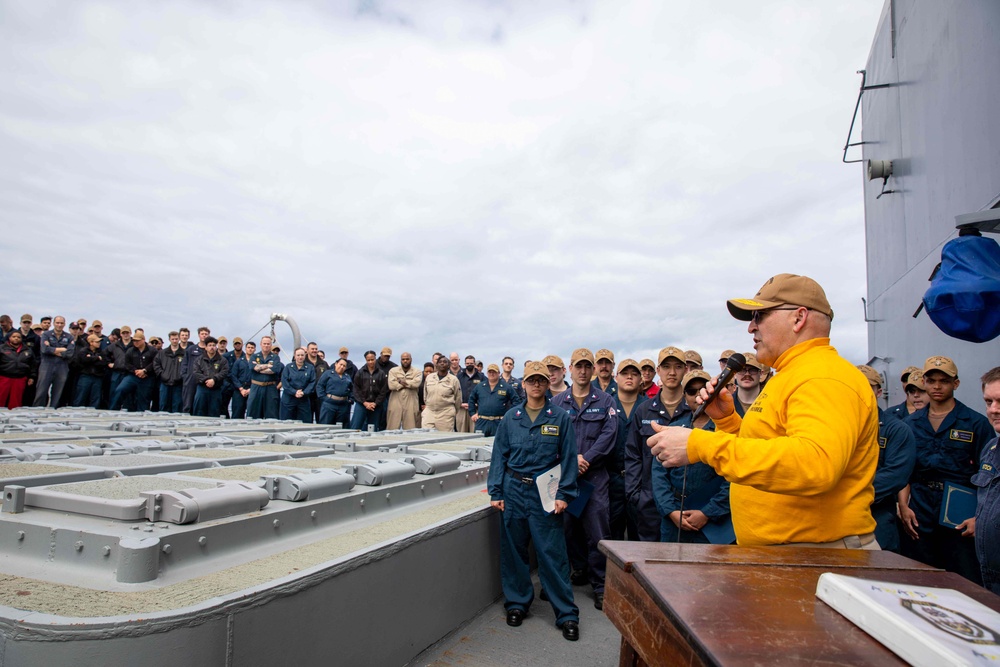 Rear Adm. Dennis Velez Visits USS Leyte Gulf (CG 55)