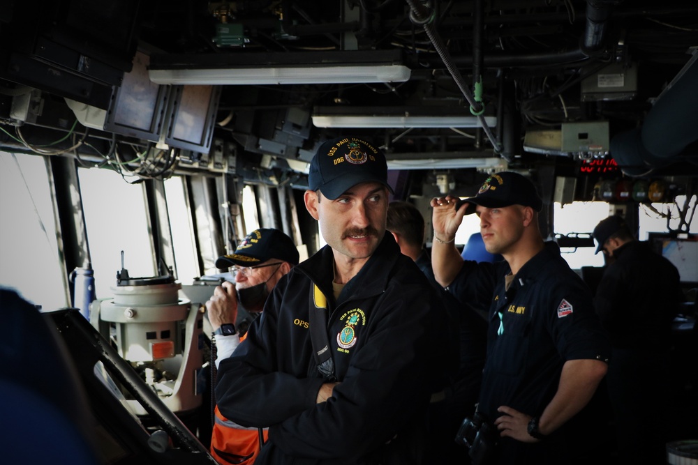 USS Paul Hamilton Departs Eilat, Israel