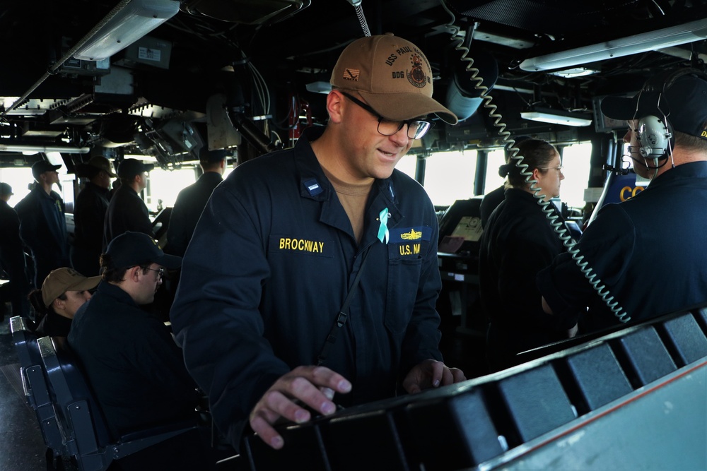 USS Paul Hamilton Departs Eilat, Israel