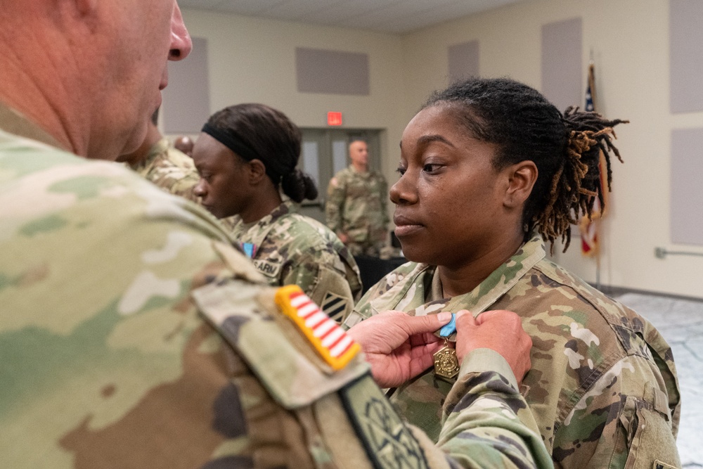 148th BSB Culinary Specialist Receives Georgia Army Achievement Medal