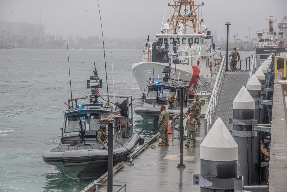 MSRON 11 and USCG PSU 311 Conducts Maritime Security Exercise in Long Beach Harbor