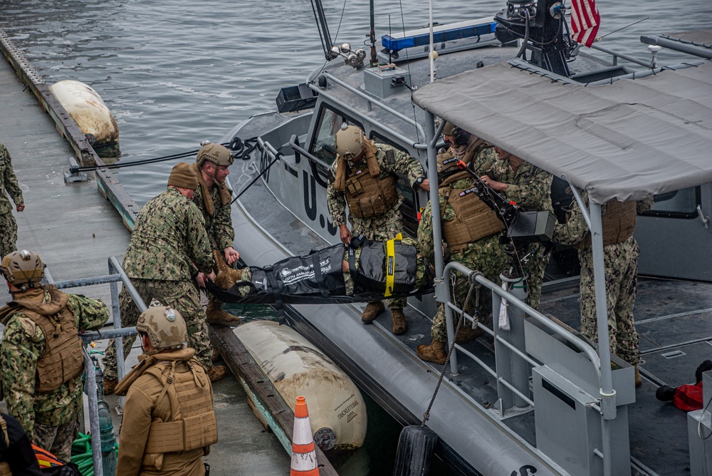 MSRON 11 and USCG PSU 311 Conducts Maritime Security Exercise in Long Beach Harbor