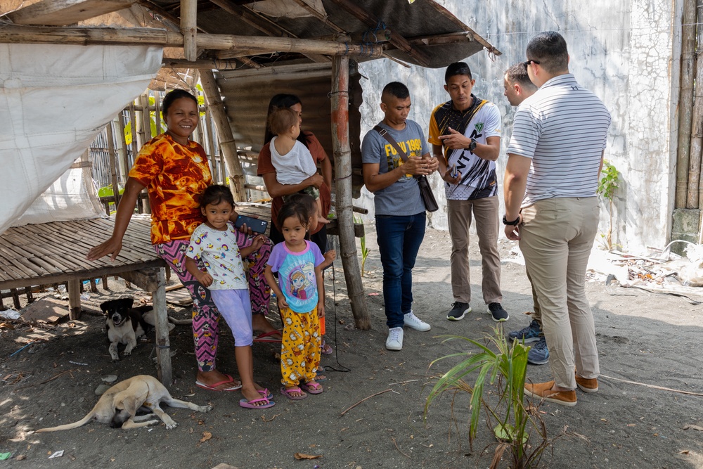 Balikatan 23 | 3rd CAG speaks with local community, Province of Antique, Philippines