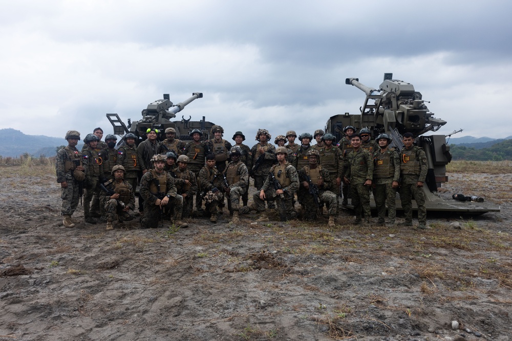 Balikatan 23 | 3d LCT Marines, Philippine Marines conduct bilateral artillery training