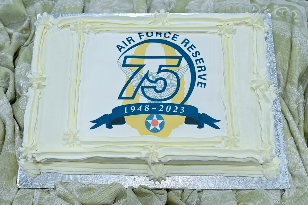 CSAF Brown, CAFR Healy host Air Force Reserve 75th birthday