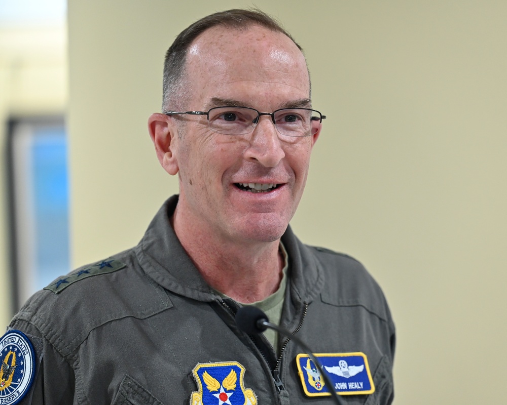 CSAF Brown, CAFR Healy host Air Force Reserve 75th birthday