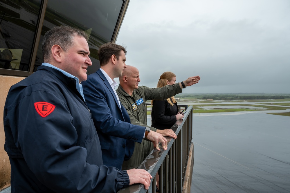 482d Fighter Wing hosts Congressional Staff Delegation visit