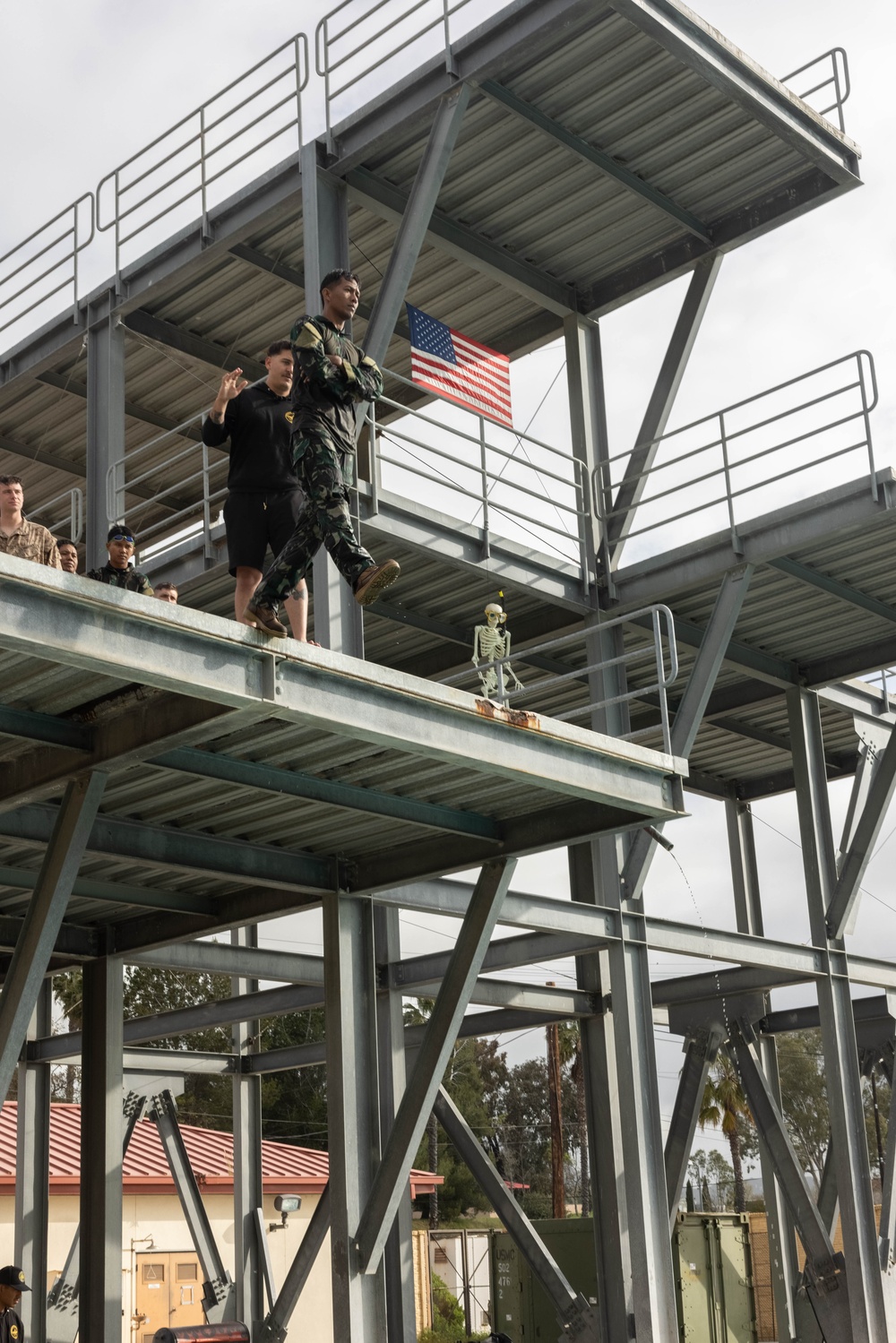 Recon Marines, Indonesian Korps Marinir complete intermediate swim qual