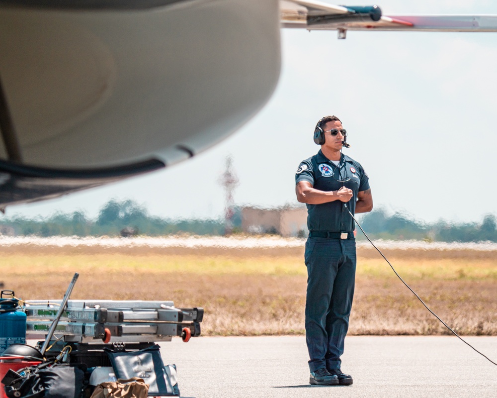 Thunderbirds Soar on the Space Coast