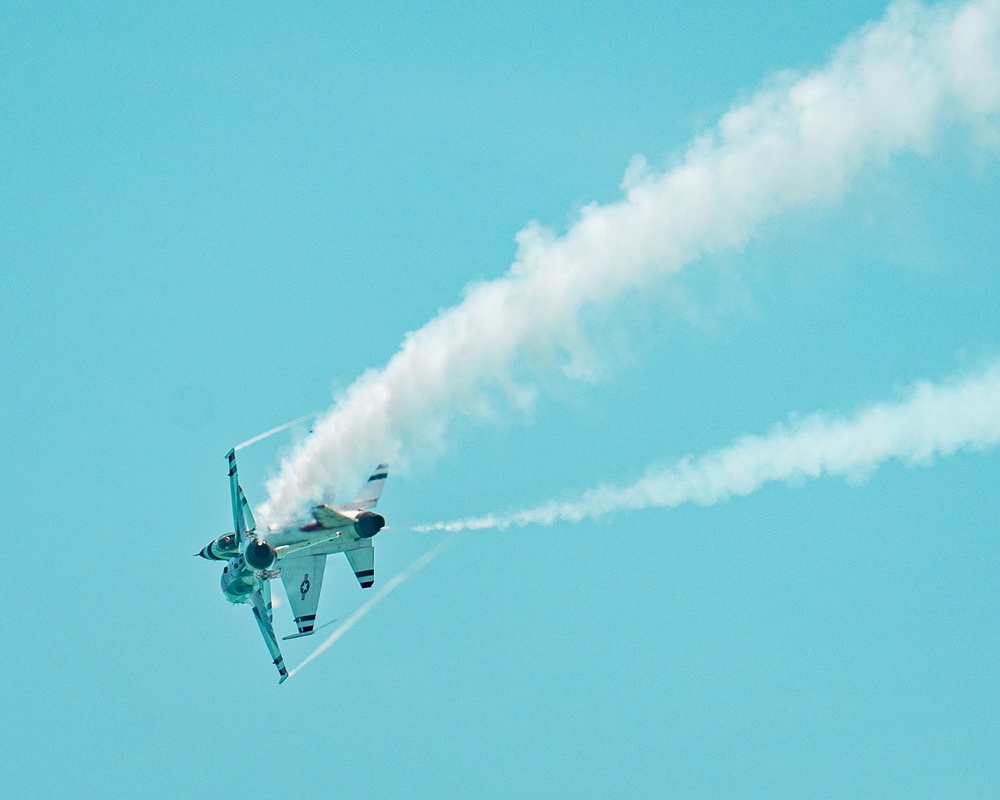 Thunderbirds Soar on the Space Coast