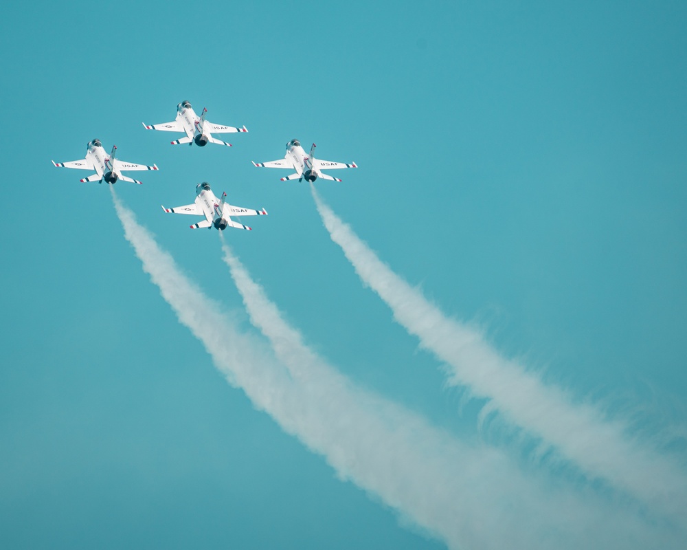 Thunderbirds Soar on the Space Coast