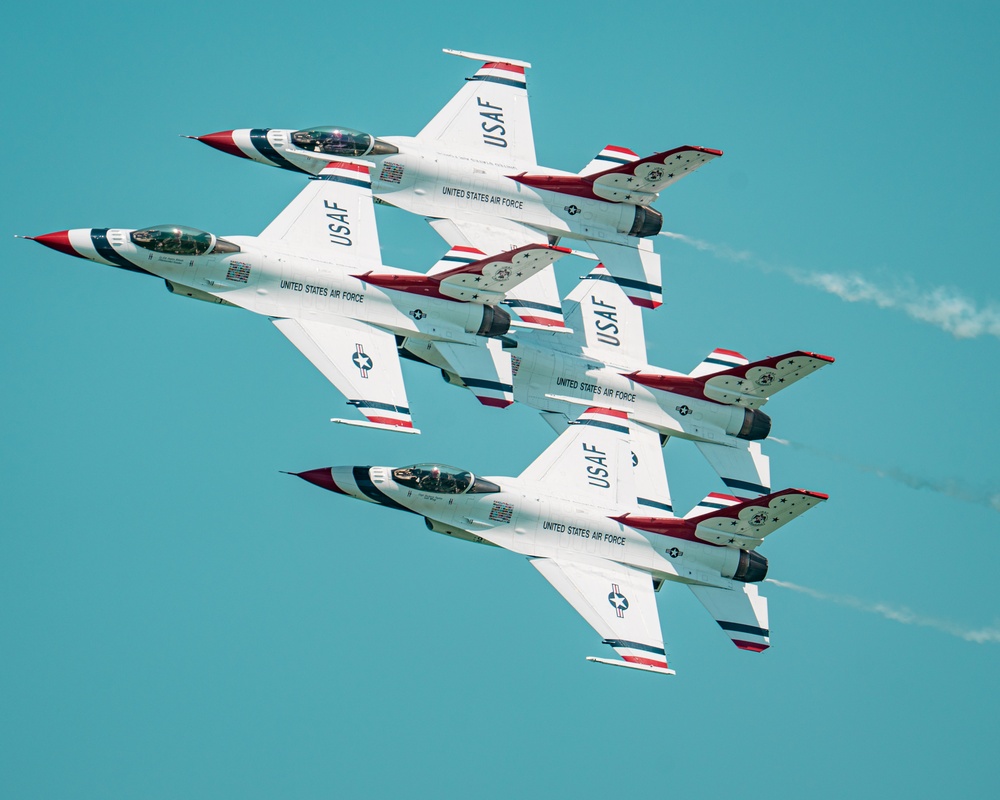 Thunderbirds Soar on the Space Coast