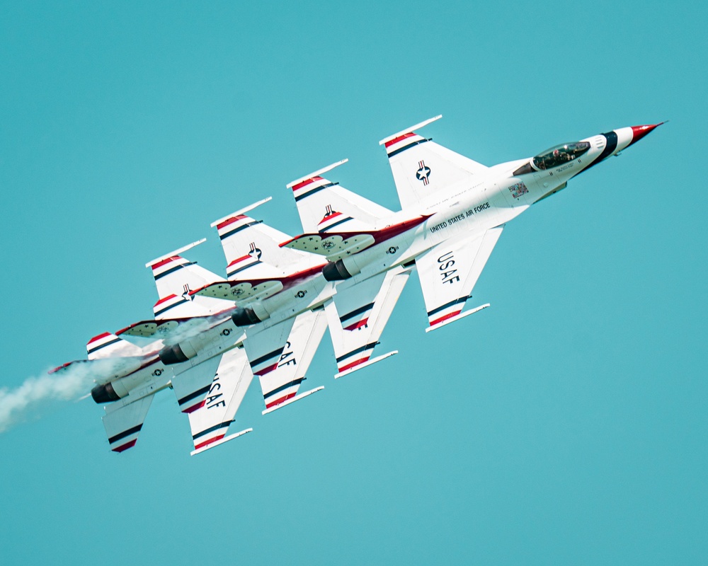 Thunderbirds Soar on the Space Coast