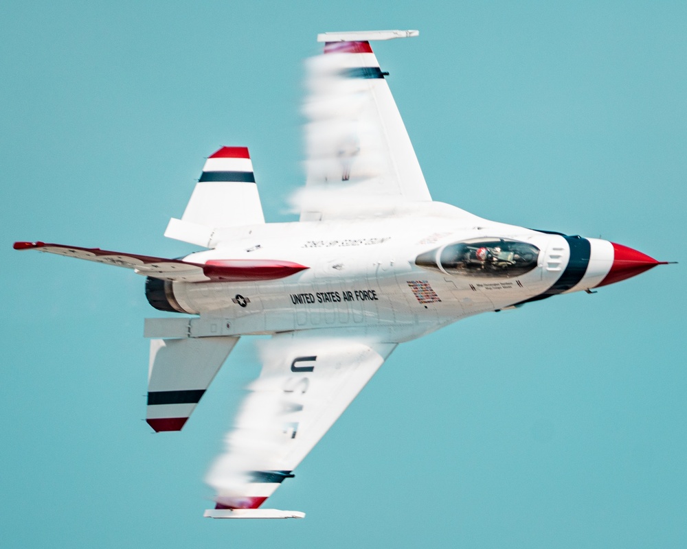 Thunderbirds Soar on the Space Coast