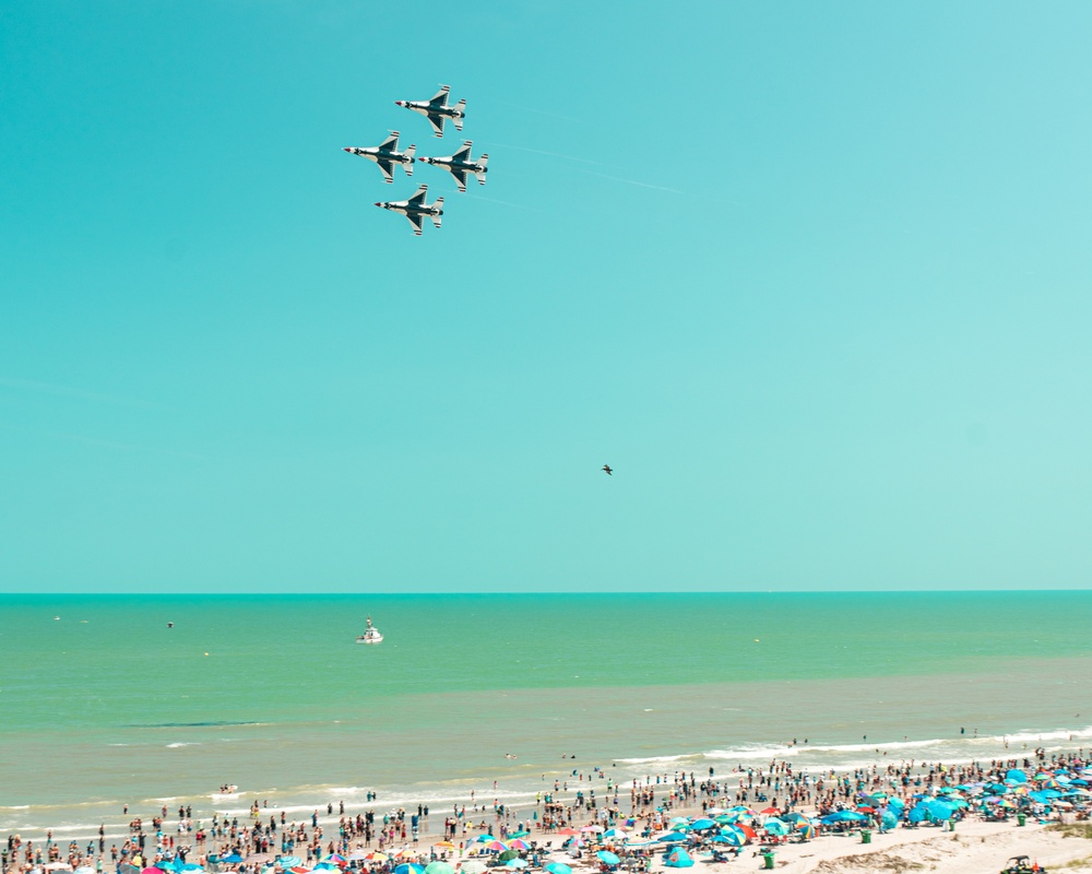 Thunderbirds Soar on the Space Coast