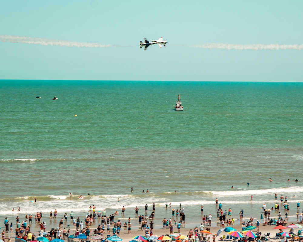 Thunderbirds Soar on the Space Coast