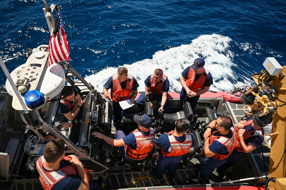 U.S. Coast Guard Cutter Active underway in Eastern Pacific Ocean