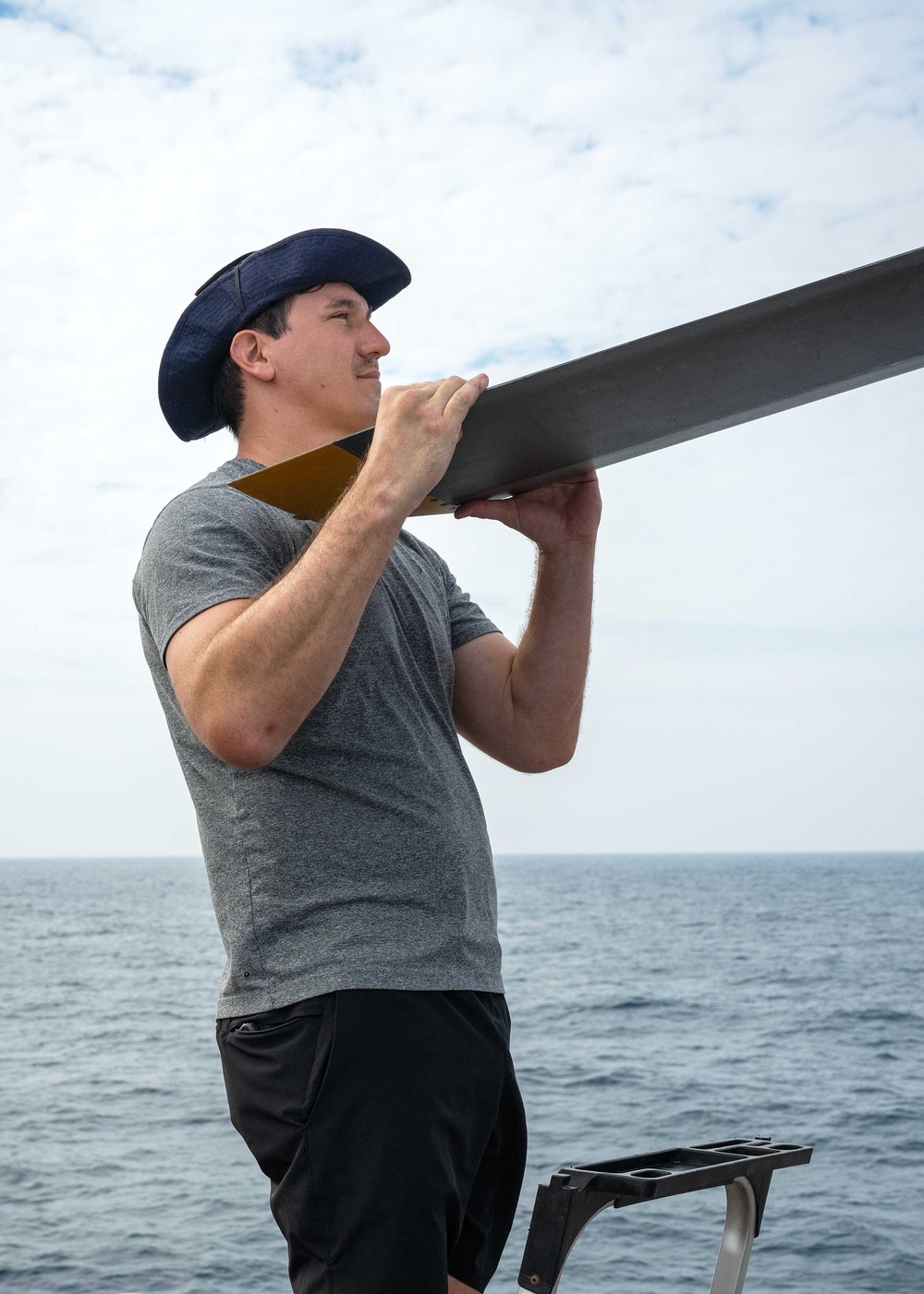 HITRON crew performs maintenance at sea aboard U.S. Coast Guard Cutter Active