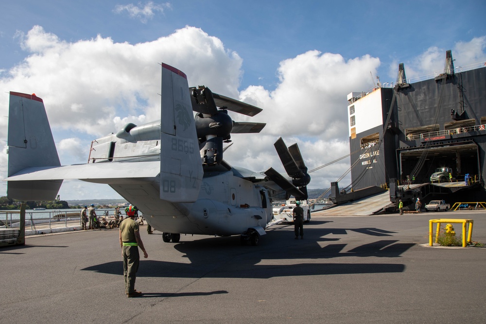 VMM-363 MV-22B Osprey Loading, JBPHH