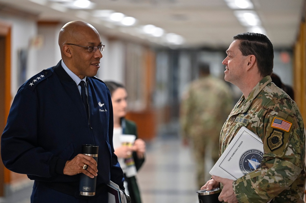 CSAF Brown, CSO Saltzman meeting