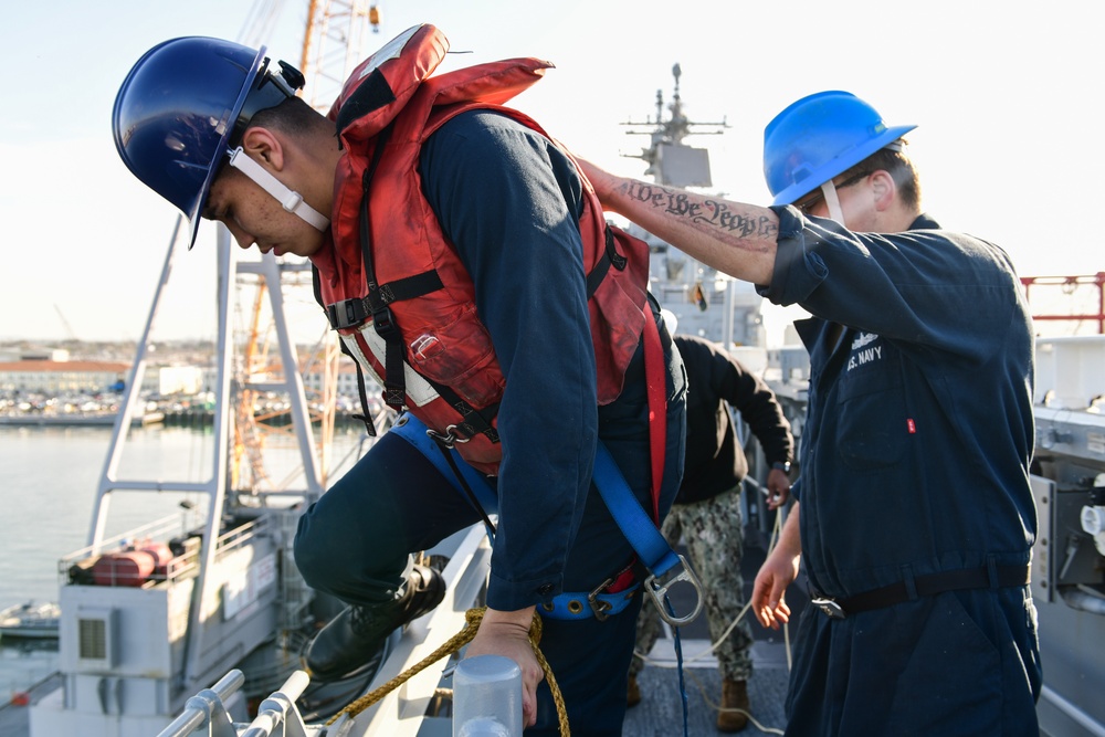 USS Boxer deck department installs life rafts