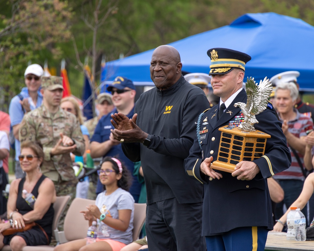 Marines Take Drill Exhibition