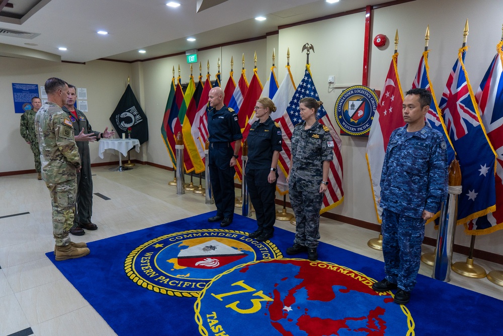 U.S. Army Gen. Charles Flynn Visits COMLOG WESTPAC