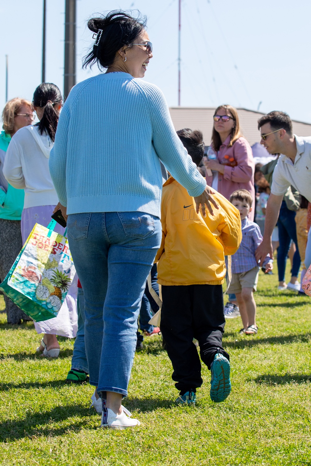 Let the hunt begin: Marine Corps Air Station Iwakuni Chapel hosts Easter egg hunt