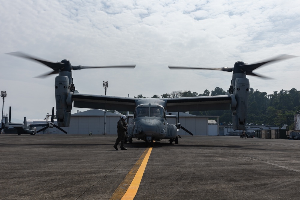 Balikatan 23 | U.S. Marines with MAG 24 visit Laoag International Airport