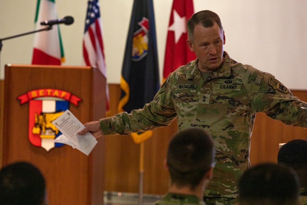 SETAF-AF Commanding General speaks at Squad Leader Summit