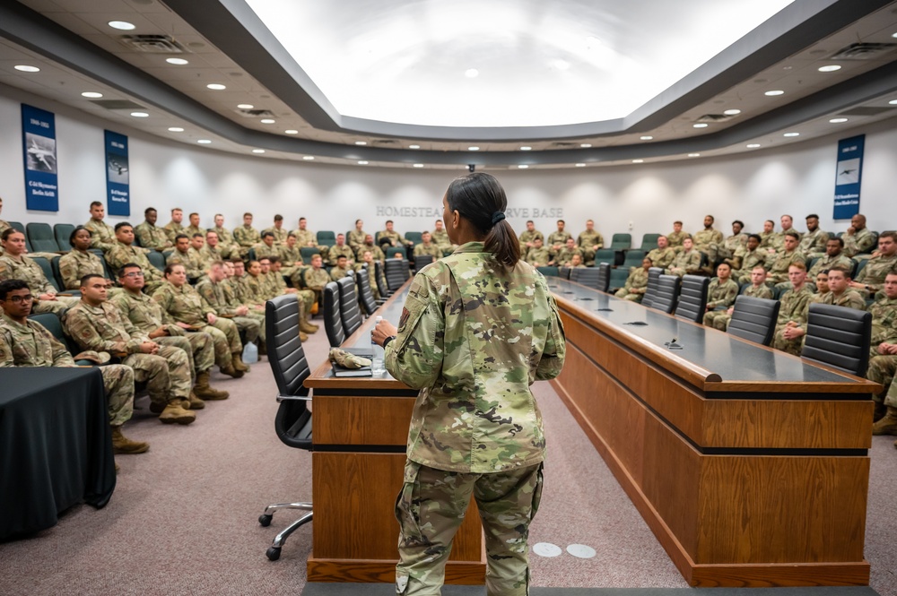 15th Air Force Command Chief visits HARB